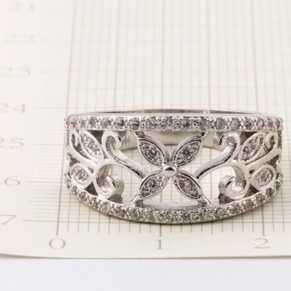 Sterling Silver 925 Ring - Picture 3 of 3